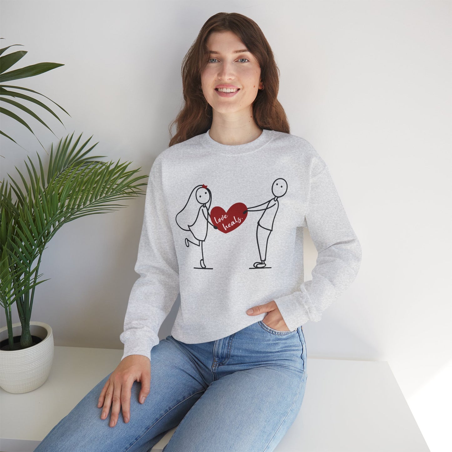 💖Love Heals Sweatshirt - Where Warmth Meets Heart