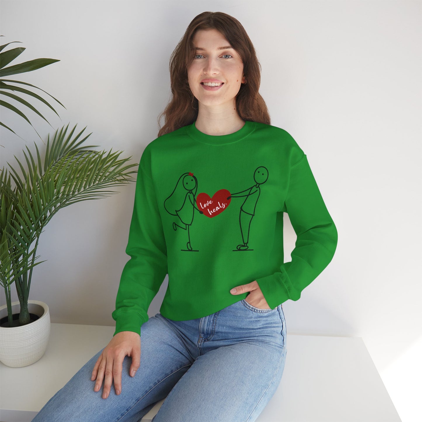 💖Love Heals Sweatshirt - Where Warmth Meets Heart