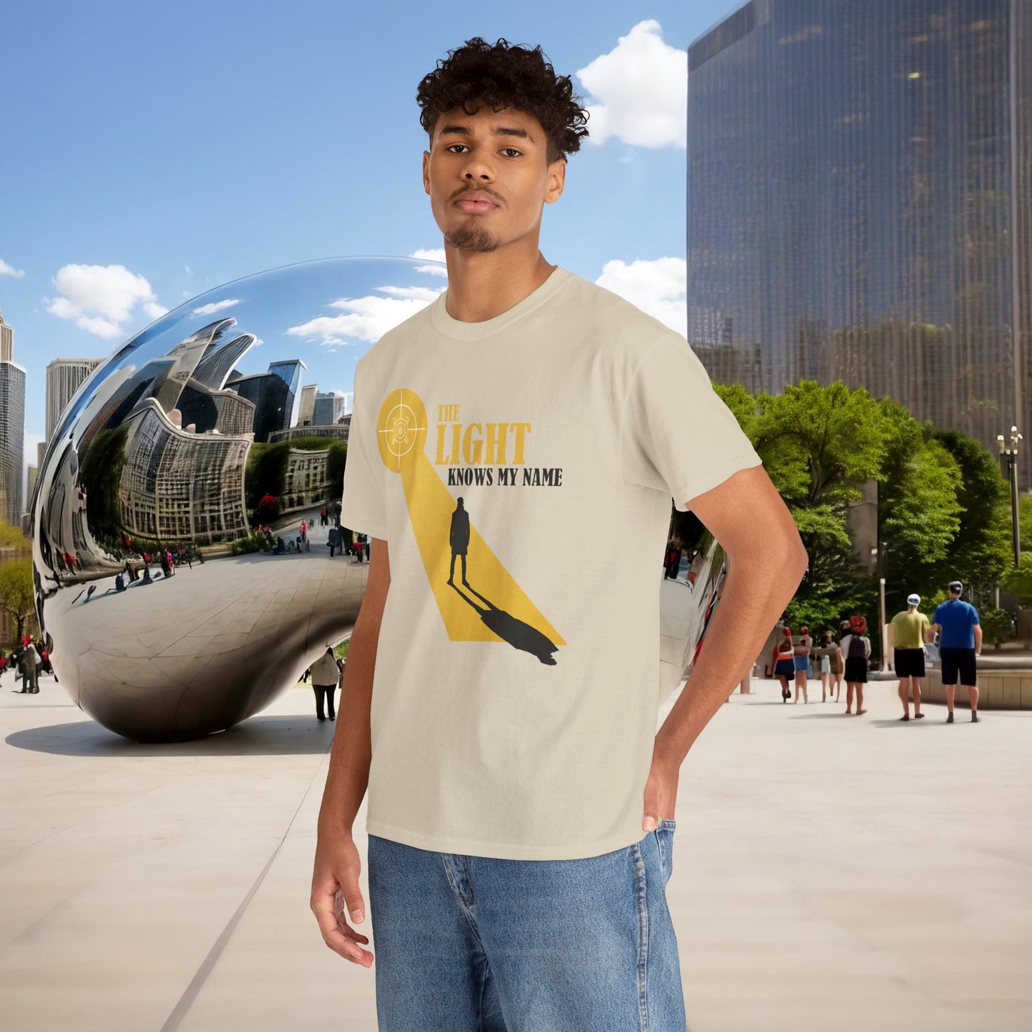 ☀️ THE LIGHT KNOWS MY NAME — Menaste™ T-Shirt