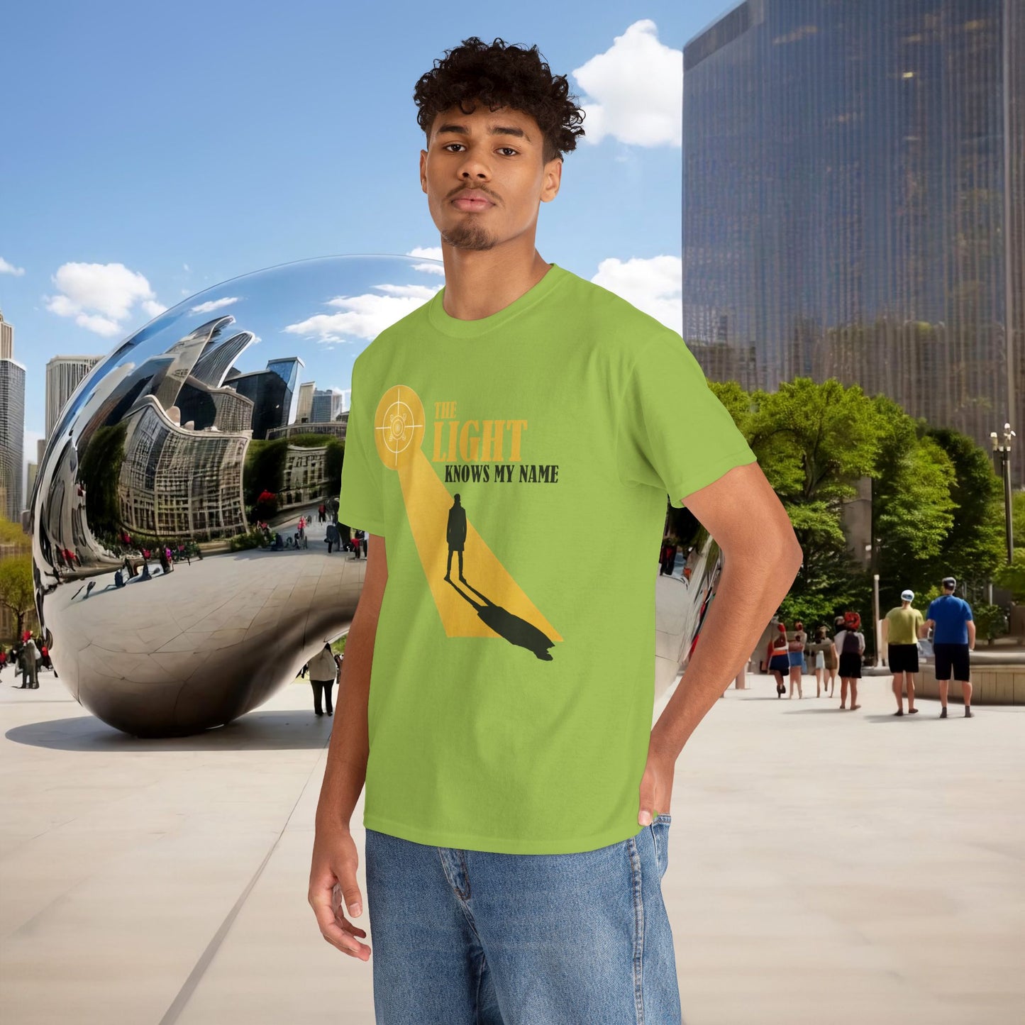 ☀️ THE LIGHT KNOWS MY NAME — Menaste™ T-Shirt