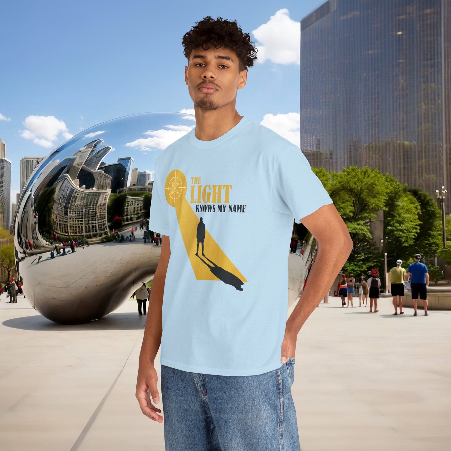 ☀️ THE LIGHT KNOWS MY NAME — Menaste™ T-Shirt