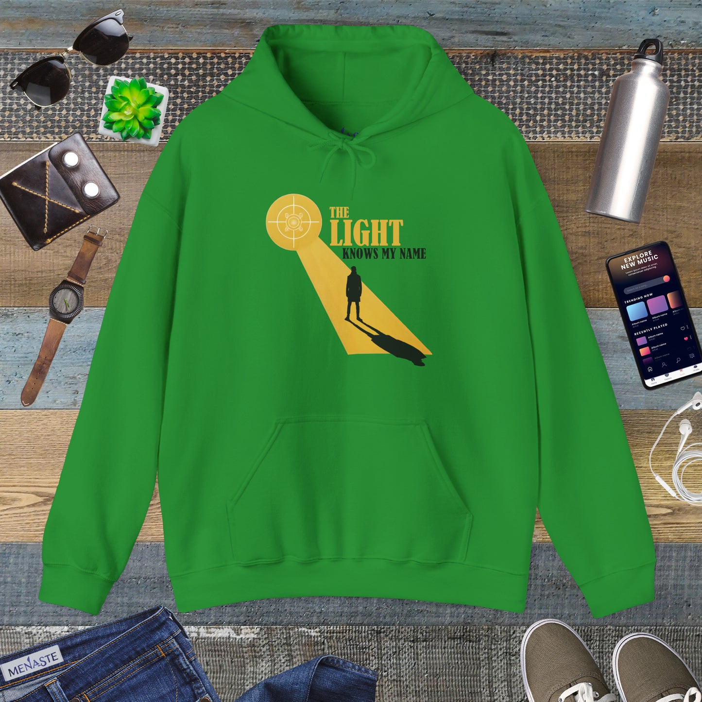 ☀️ THE LIGHT KNOWS MY NAME — Menaste™ Hoodie