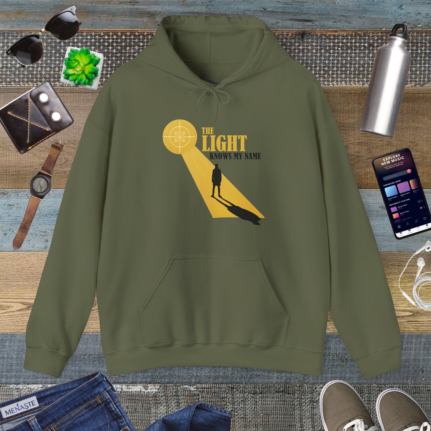 ☀️ THE LIGHT KNOWS MY NAME — Menaste™ Hoodie