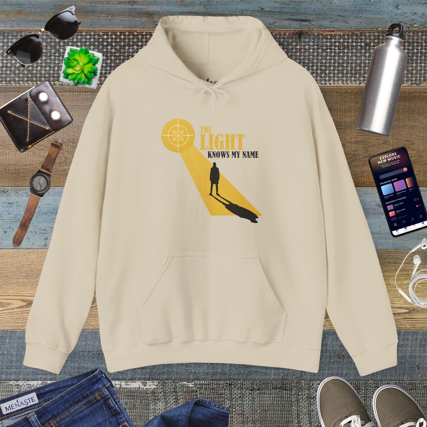 ☀️ THE LIGHT KNOWS MY NAME — Menaste™ Hoodie