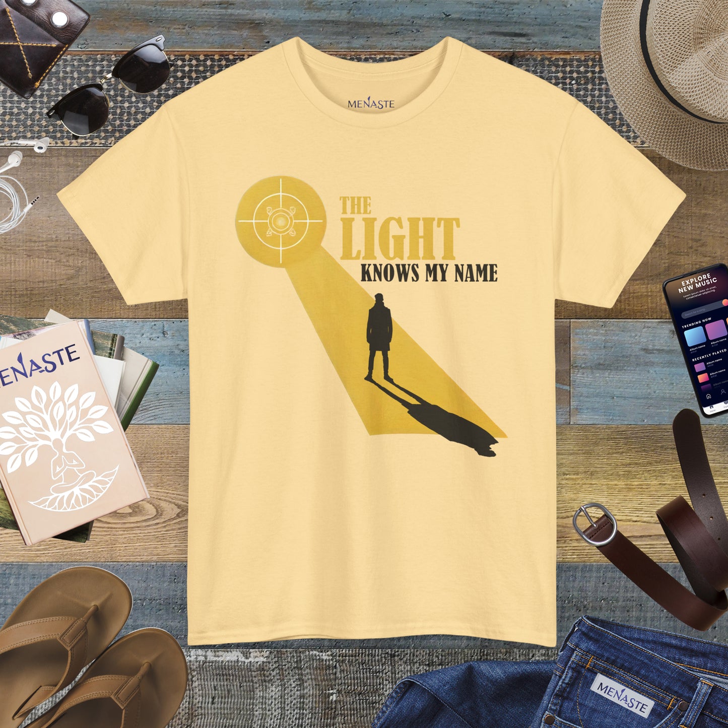 ☀️ THE LIGHT KNOWS MY NAME — Menaste™ T-Shirt